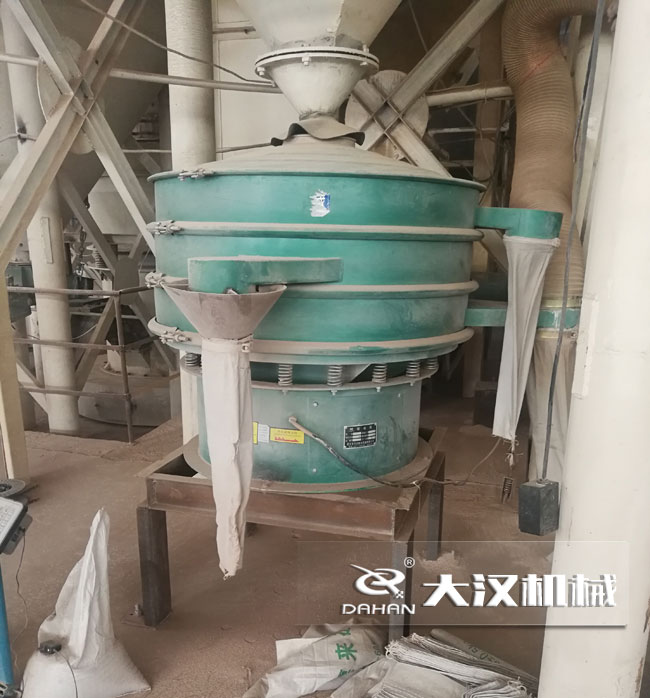 硅酸鋁質耐火材料振動篩分機 硅酸鋁質耐火材料振動篩分機